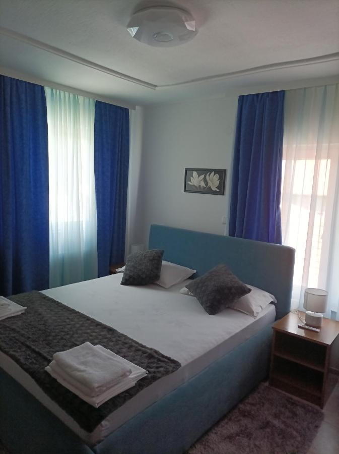 Arena Nikic Hotel Osijek Buitenkant foto